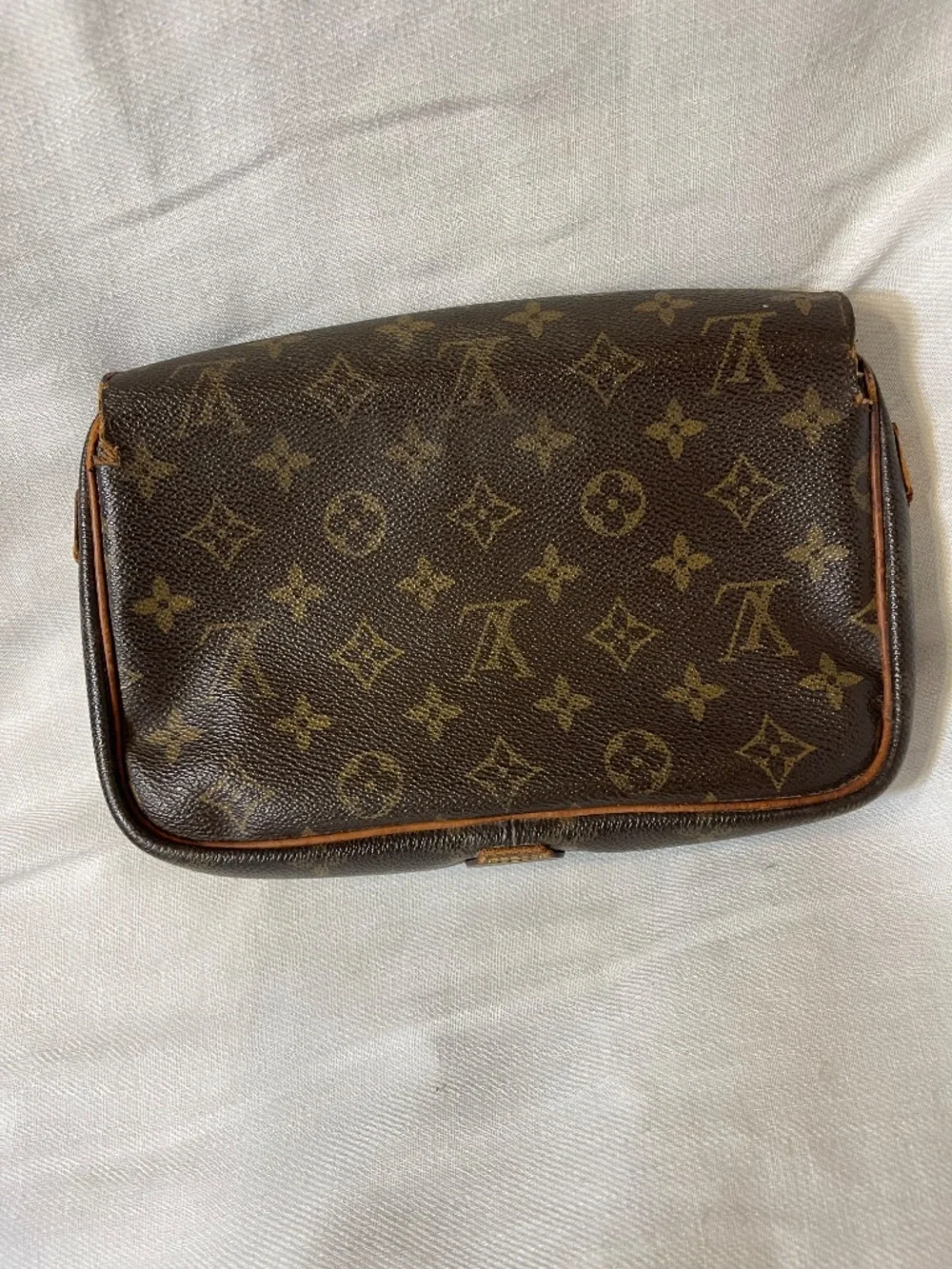 Louis Vuitton Monogram Saint Germain 24 bag Satchel Purse Leather